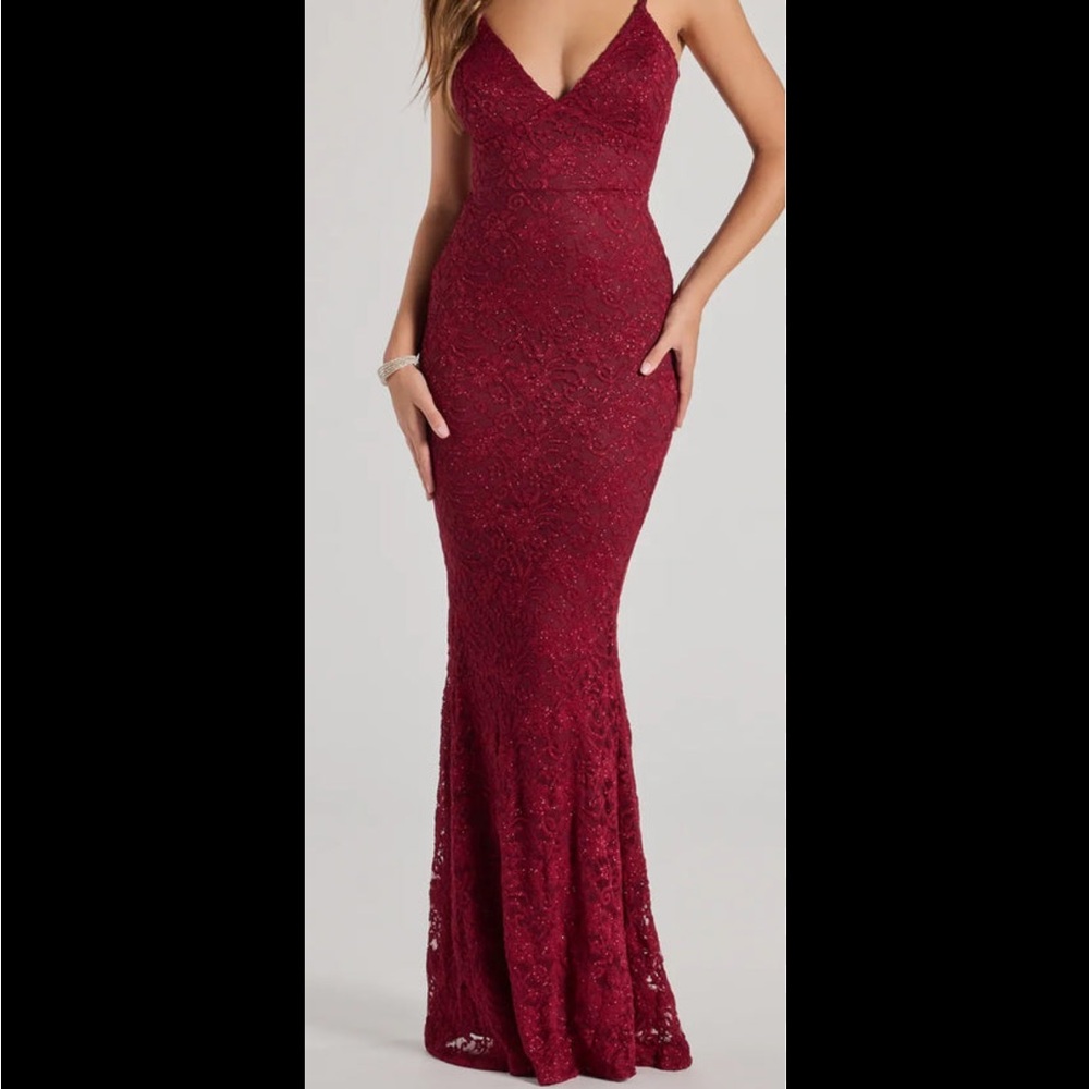 Windsor Burgundy Lace Maxi Dress